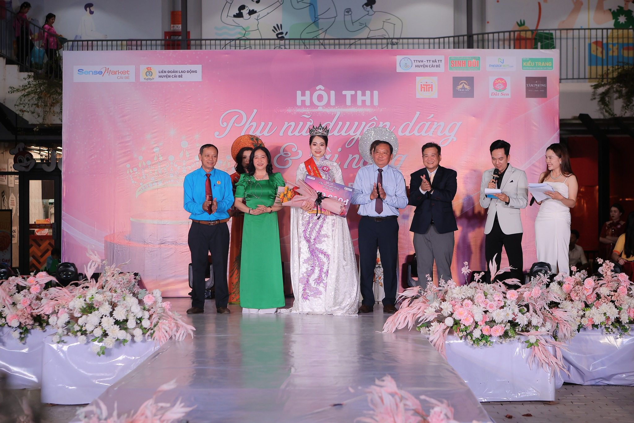 HỘI THI “PHỤ NỮ DUYÊN DÁNG VÀ TÀI NĂNG HUYỆN CÁI BÈ NĂM 2025”
