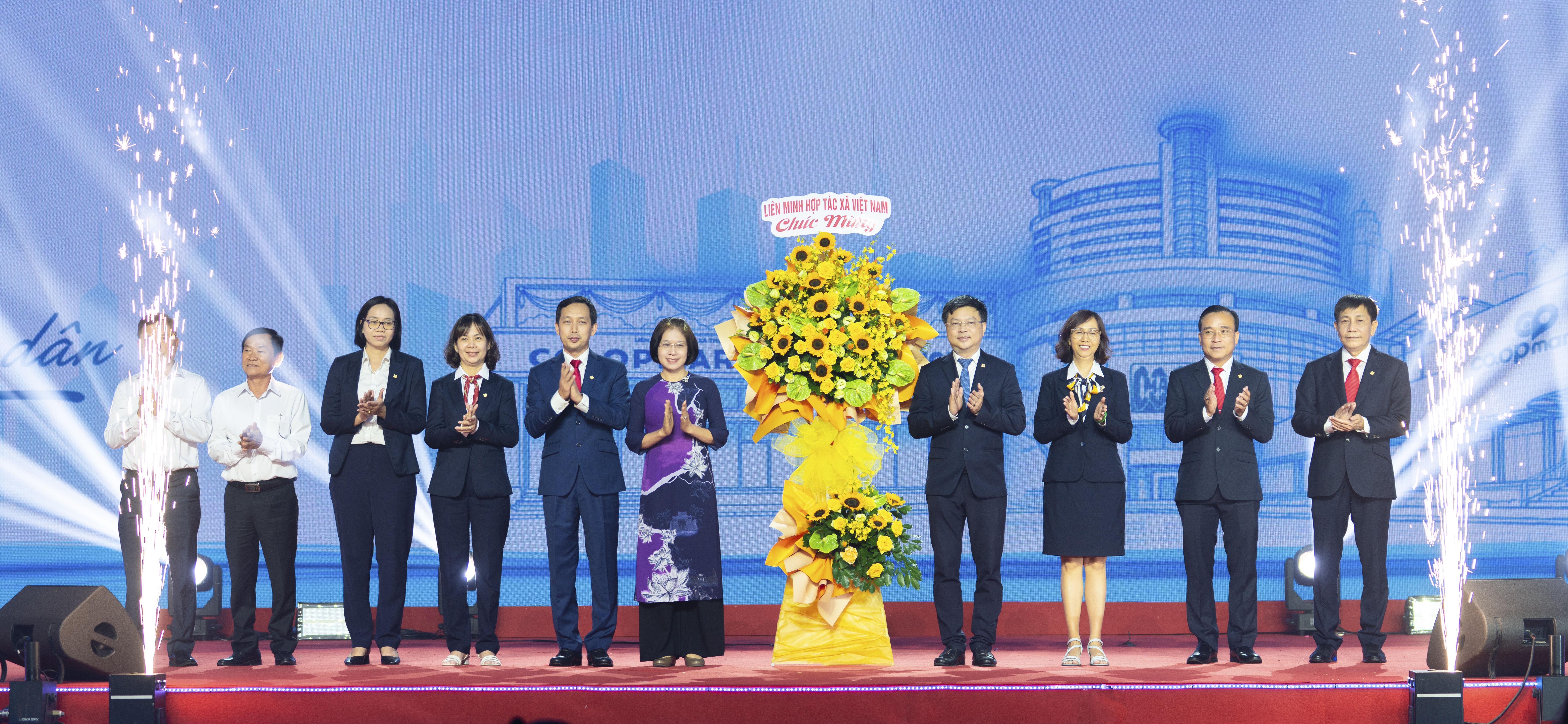 30 năm Co.opmart: Khẳng định vị thế “Người nội trợ của nhân dân” trong hành trình phụng sự người tiêu dùng Việt